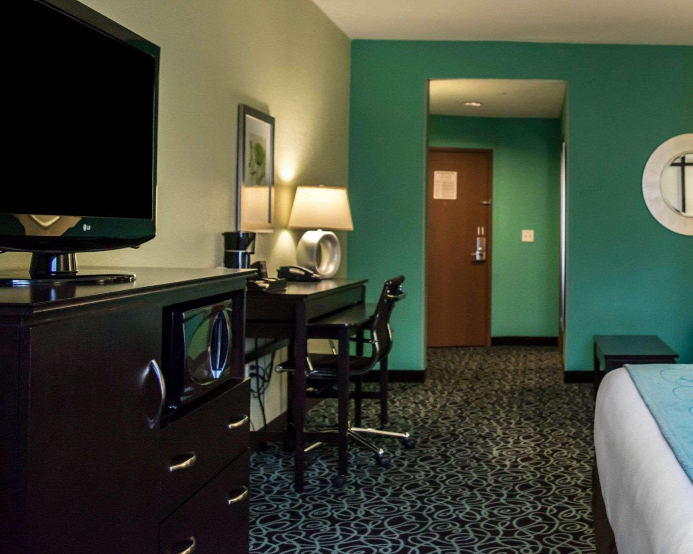 Hampton Inn By Hilton Tampa Fairgrounds Casino Екстер'єр фото