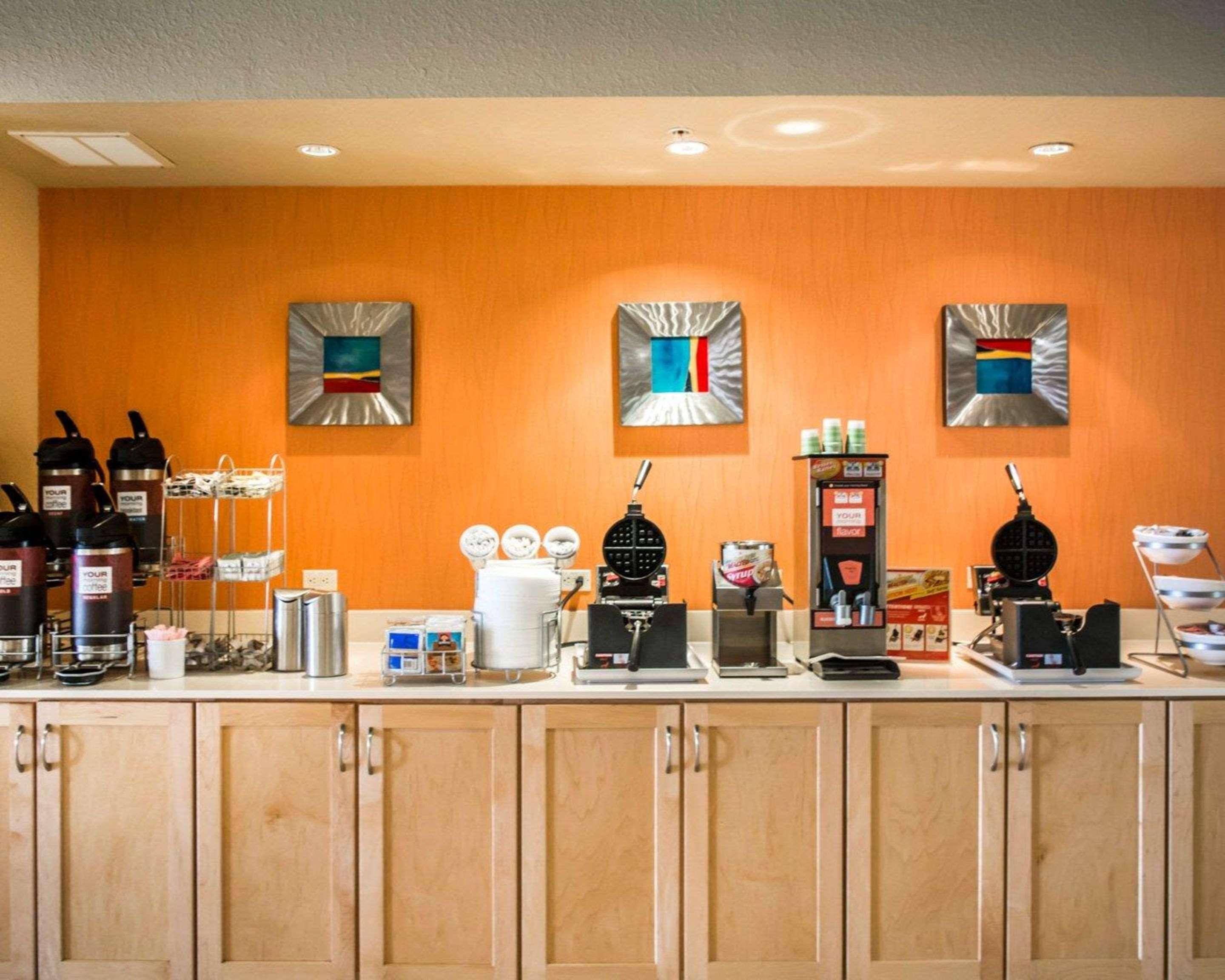 Hampton Inn By Hilton Tampa Fairgrounds Casino Екстер'єр фото